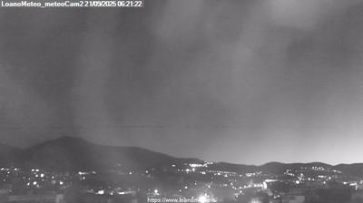 Preview delle webcam di Loano › Nord-Est: Nostra Signora del Monte Carmelo