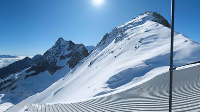 immagine della webcam nei dintorni di Pinzolo: webcam Ghiacciaio Presena