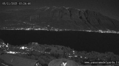 immagine della webcam nei dintorni di Bagolino: webcam Tremosine sul Garda