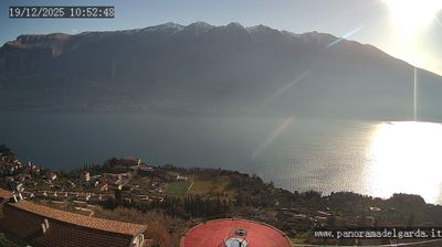 immagine della webcam nei dintorni di Brenzone sul Garda: webcam Tremosine sul Garda