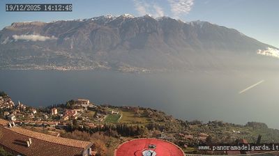 immagine della webcam nei dintorni di Brenzone sul Garda: webcam Tremosine sul Garda
