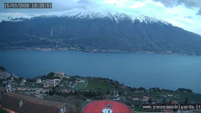 immagine della webcam nei dintorni di San Giacomo di Brentonico: webcam Tremosine sul Garda